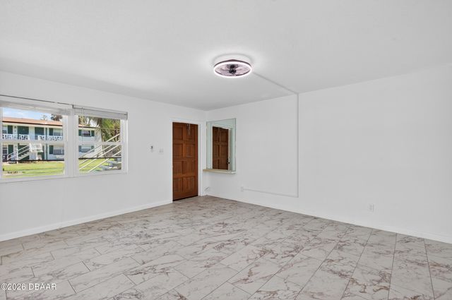 1800 S Palmetto Avenue # 1010, South Daytona, FL 32119