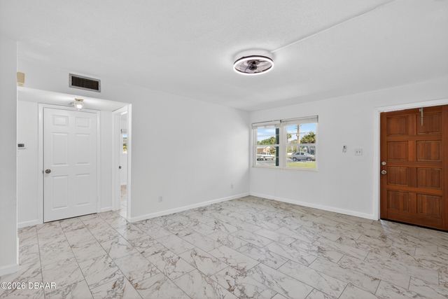 1800 S Palmetto Avenue # 1010, South Daytona, FL 32119