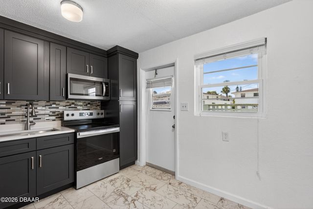 1800 S Palmetto Avenue # 1010, South Daytona, FL 32119