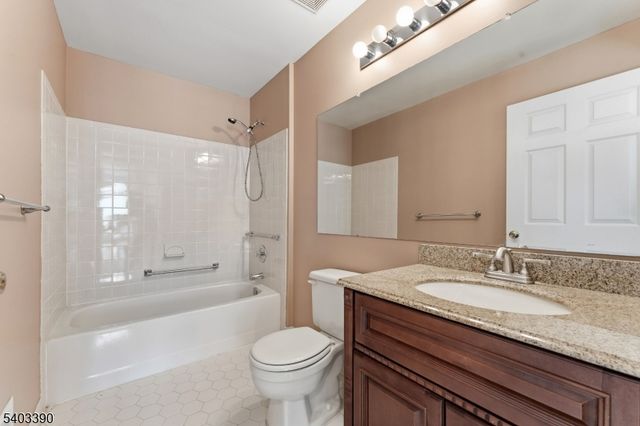 805 Breckenridge Dr, Branchburg Twp., NJ 08876