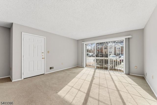 805 Breckenridge Dr, Branchburg Twp., NJ 08876