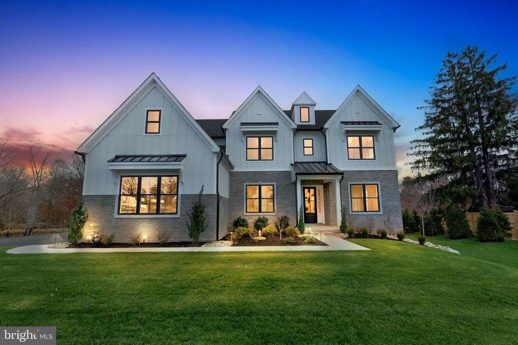 726 SAWYERS RUN, Blue Bell, PA 19422