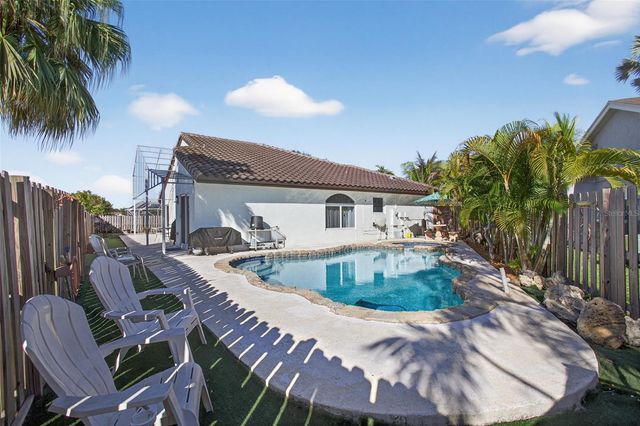 2606 NW 123RD WAY, Coral Springs, FL 33065