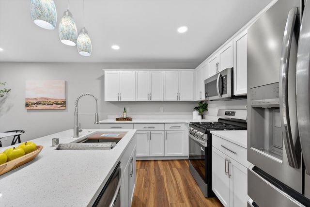 1617 Derby AVENUE, Mount Pleasant, WI 53403