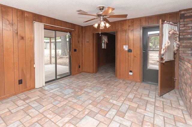 5205 Rogers Road, Pine Bluff, AR 71603