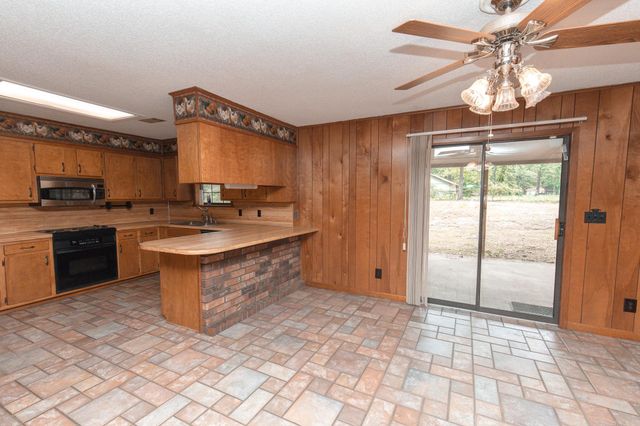 5205 Rogers Road, Pine Bluff, AR 71603
