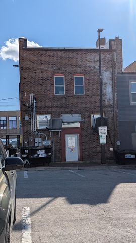 308-310 E State Street, Rockford, IL 61104
