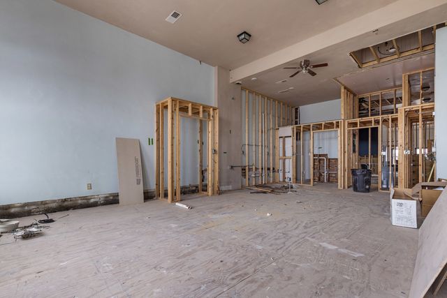 308-310 E State Street, Rockford, IL 61104