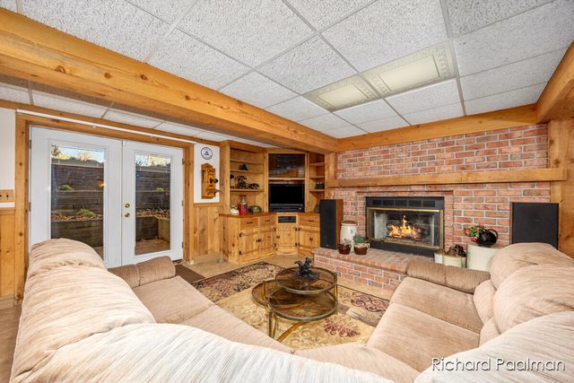 7472 84th Street SE, Caledonia, MI 49316