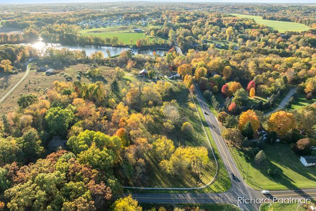 7472 84th Street SE, Caledonia, MI 49316