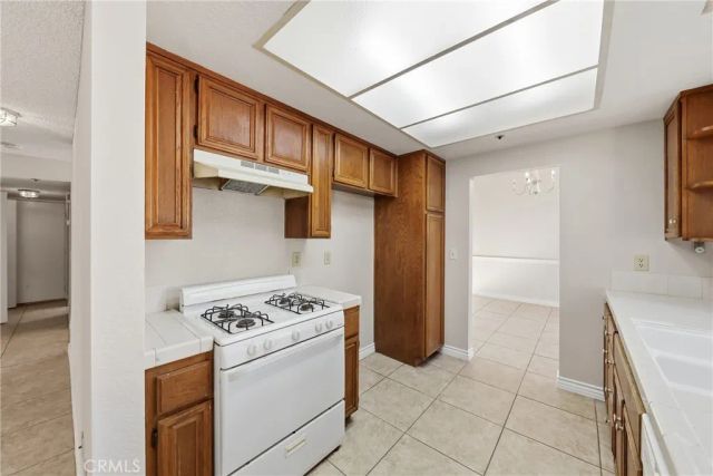 14988 Long View Drive, Fontana, CA 92337