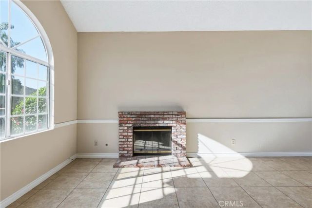 14988 Long View Drive, Fontana, CA 92337