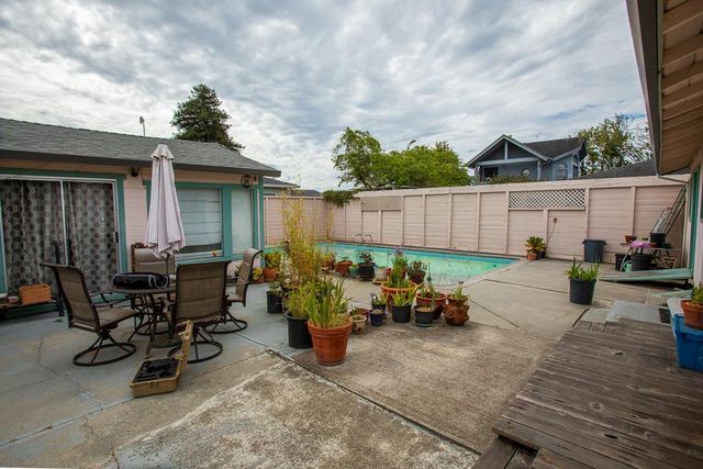 1320 El Dorado Avenue, Santa Cruz, CA 95062