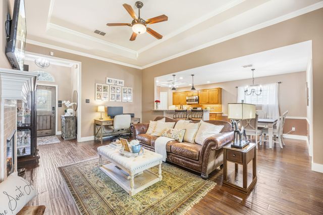 721 Dogwood Lane, Waxahachie, TX 75165