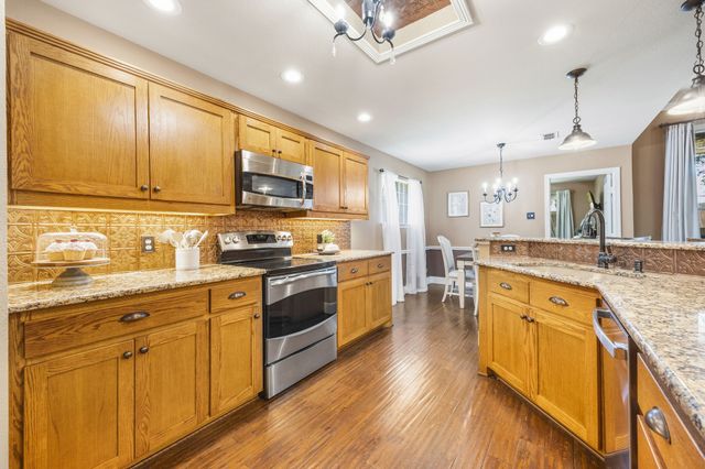 721 Dogwood Lane, Waxahachie, TX 75165