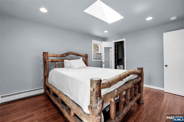 7 Shadowy Lane, West Milford, NJ 07480