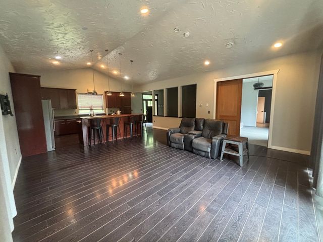 763 HIGH GRADE WAY, Fairbanks, AK 99712
