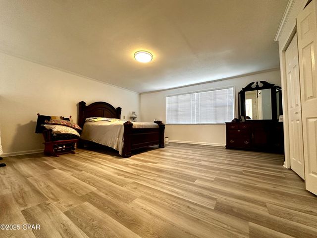 2948 Westmanor Drive, Marianna, FL 32446