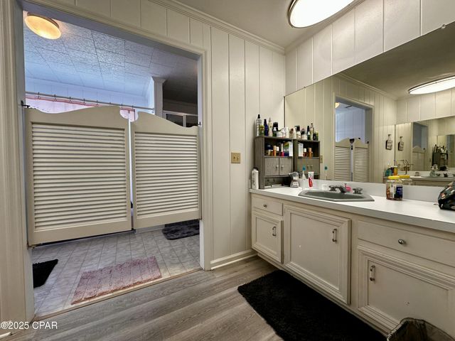 2948 Westmanor Drive, Marianna, FL 32446