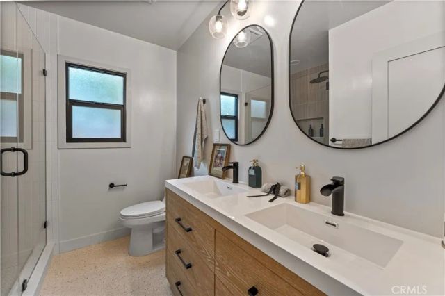 2420 N Keystone Street, Burbank, CA 91504