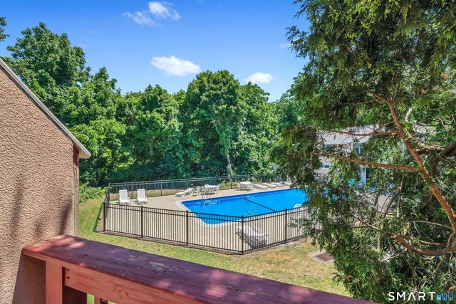 600 Shennecossett Road H, Groton, CT 06340