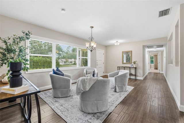 11714 N ROME AVENUE, Tampa, FL 33612