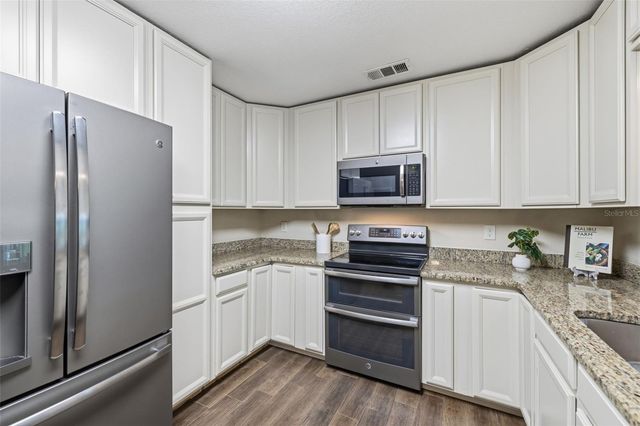 11714 N ROME AVENUE, Tampa, FL 33612