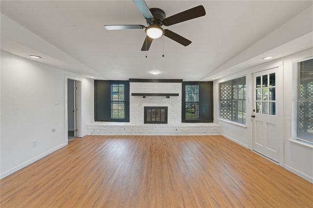 1134 Alexandria Dr, Corpus Christi, TX 78412