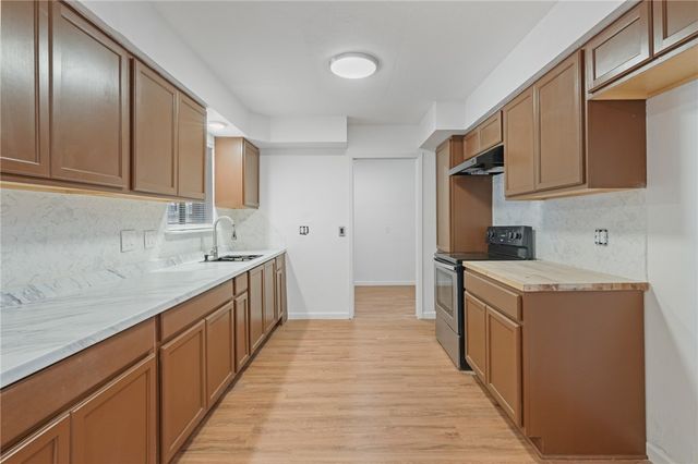 1134 Alexandria Dr, Corpus Christi, TX 78412