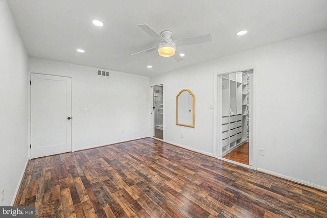 72 S LISA DR, Egg Harbor City, NJ 08215