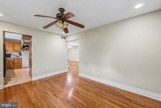 72 S LISA DR, Egg Harbor City, NJ 08215