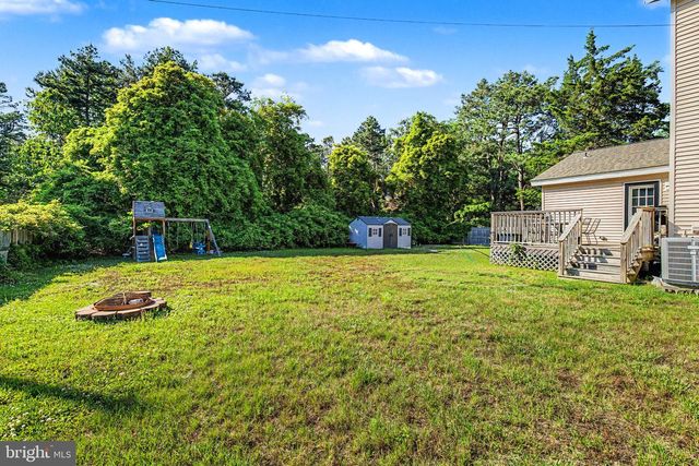 72 S LISA DR, Egg Harbor City, NJ 08215