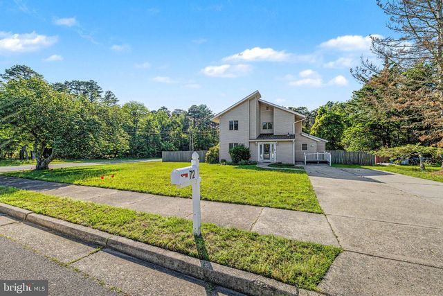 72 S LISA DR, Egg Harbor City, NJ 08215