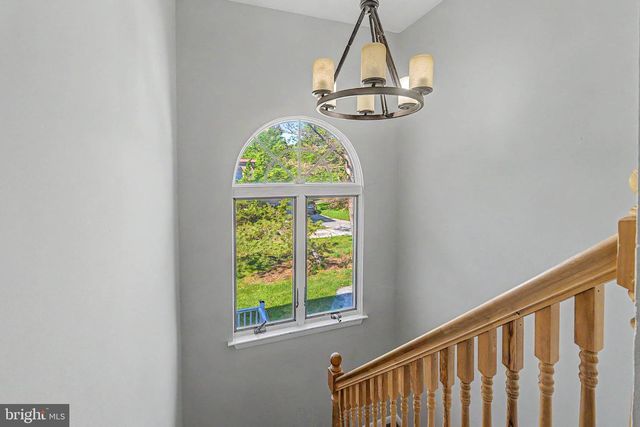72 S LISA DR, Egg Harbor City, NJ 08215