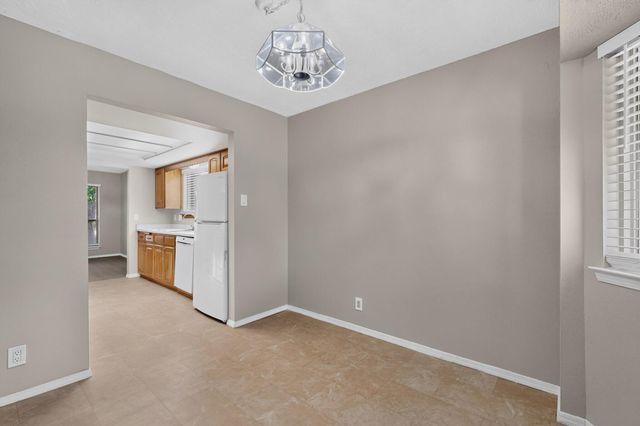 9015 FREEDOM Way NE, Albuquerque, NM 87109