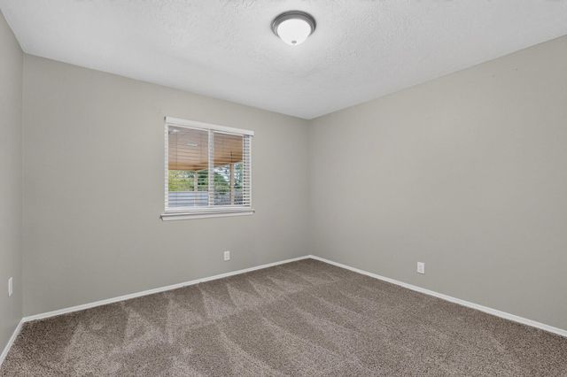 9015 FREEDOM Way NE, Albuquerque, NM 87109