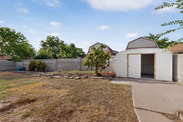 9015 FREEDOM Way NE, Albuquerque, NM 87109