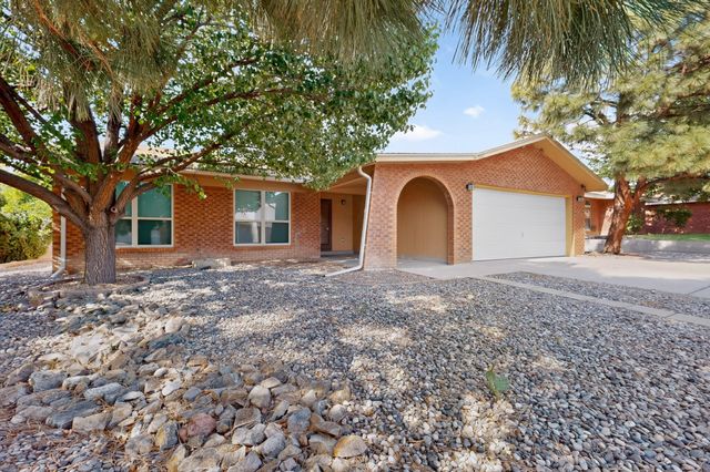 9015 FREEDOM Way NE, Albuquerque, NM 87109