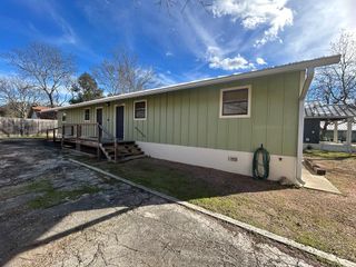 1520 Water St, Kerrville, TX 78028