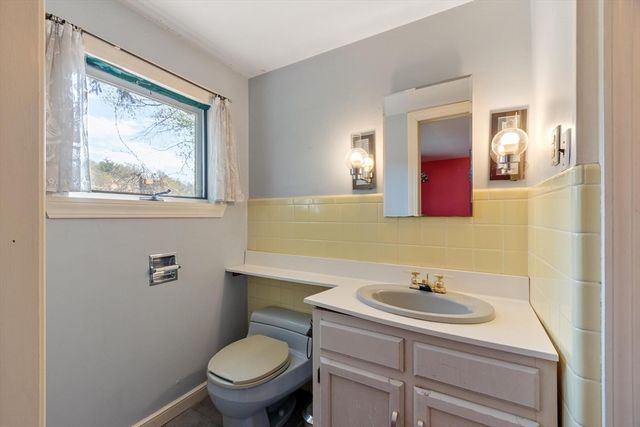 1465 Sudbury Road, Concord, MA 01742
