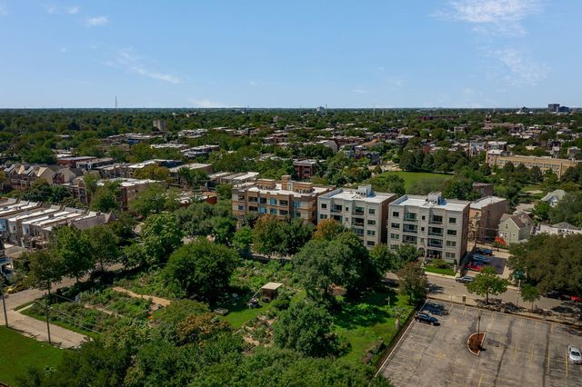 6438 S Woodlawn Avenue 3N, Chicago, IL 60637