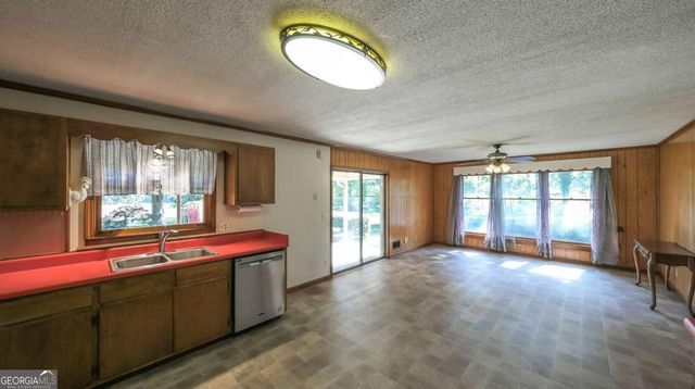 5586 Cave Springs Road, Douglasville, GA 30134