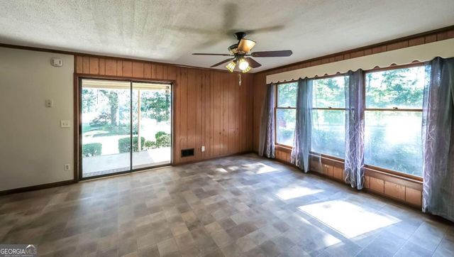 5586 Cave Springs Road, Douglasville, GA 30134