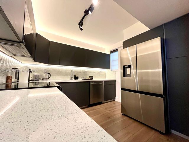6820 Indian Creek Dr 5C, Miami Beach, FL 33141