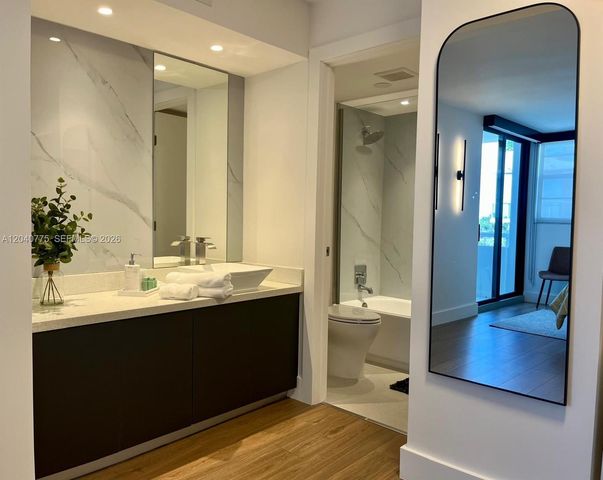6820 Indian Creek Dr 5C, Miami Beach, FL 33141