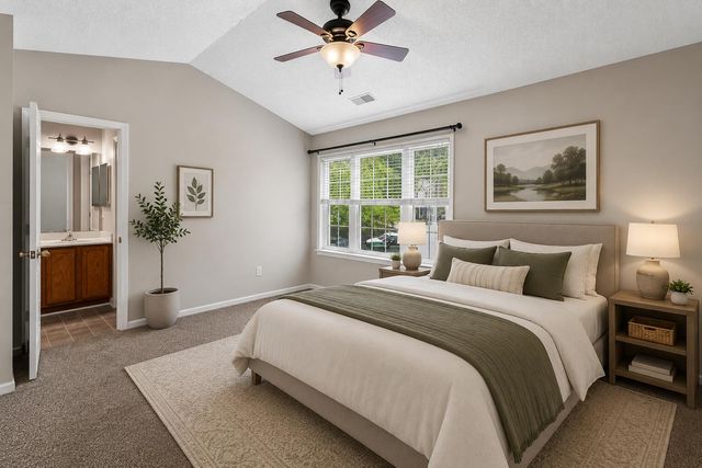 7948 Shadow Oak Drive, North Charleston, SC 29406