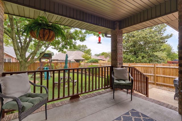 4571 S Park Avenue, Springfield, MO 65810
