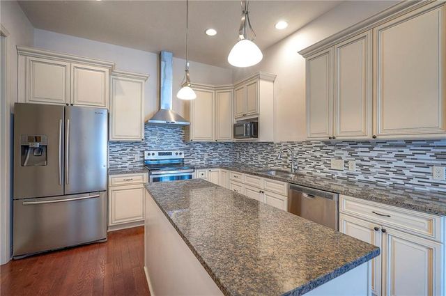 15581 S Hillside Street 4101, Olathe, KS 66062