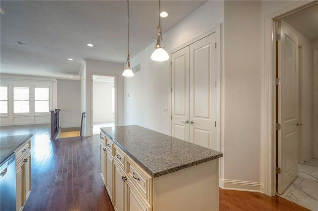 15581 S Hillside Street 4101, Olathe, KS 66062