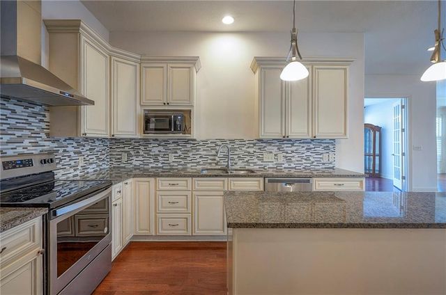 15581 S Hillside Street 4101, Olathe, KS 66062